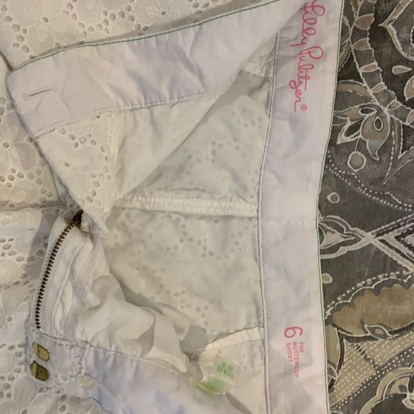 Lilly shorts - Picture 3 of 4